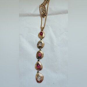 Elegant Gold and Red‎ Pendant Necklace